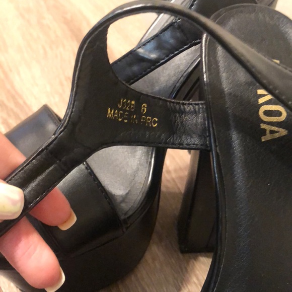 Mikoa black platform heels  for sale - Picture 8 of 8